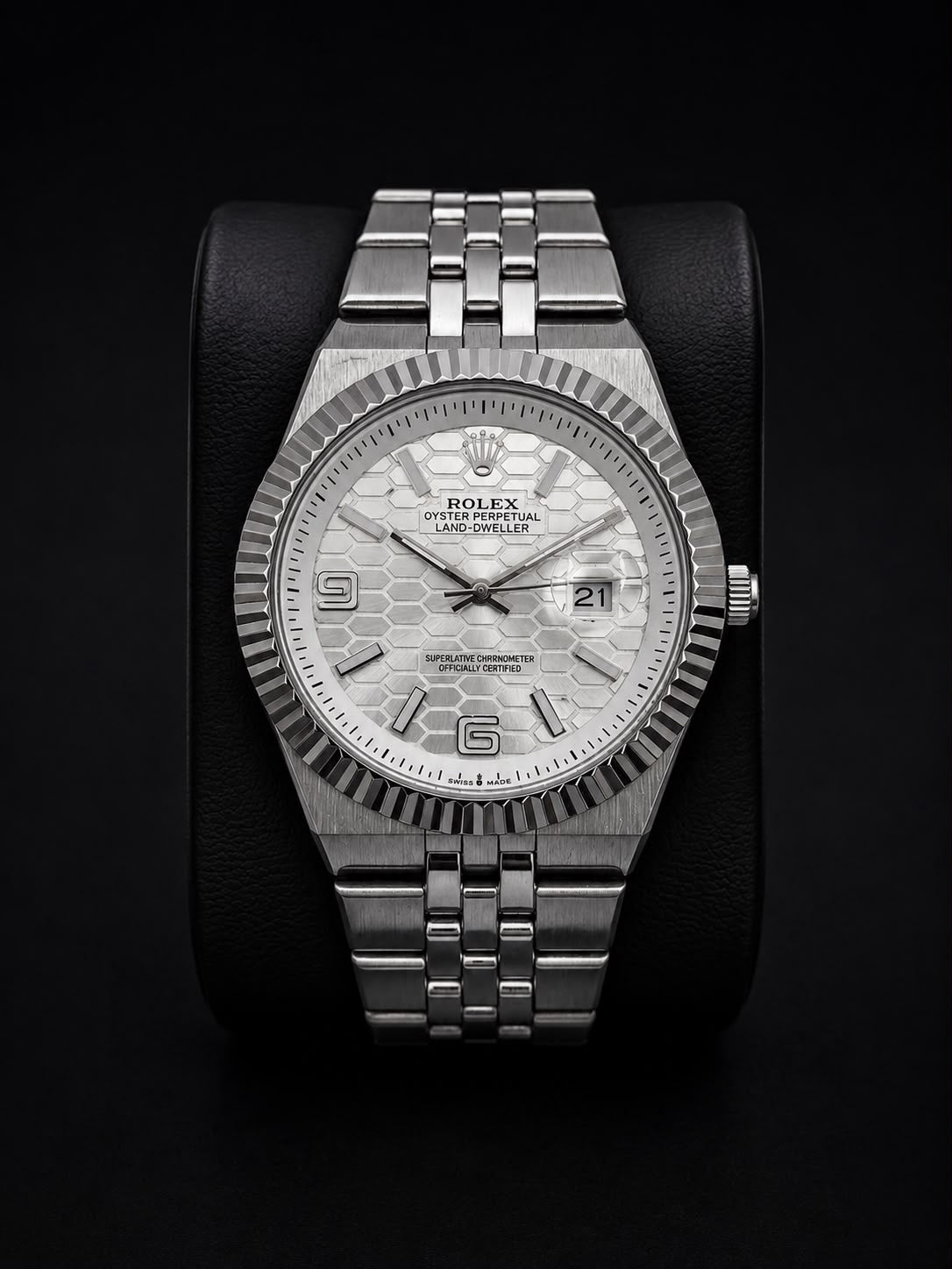 Premium Oyster Perpetual Land-Dweller Men's Watch - Honeycomb Dial Edition
